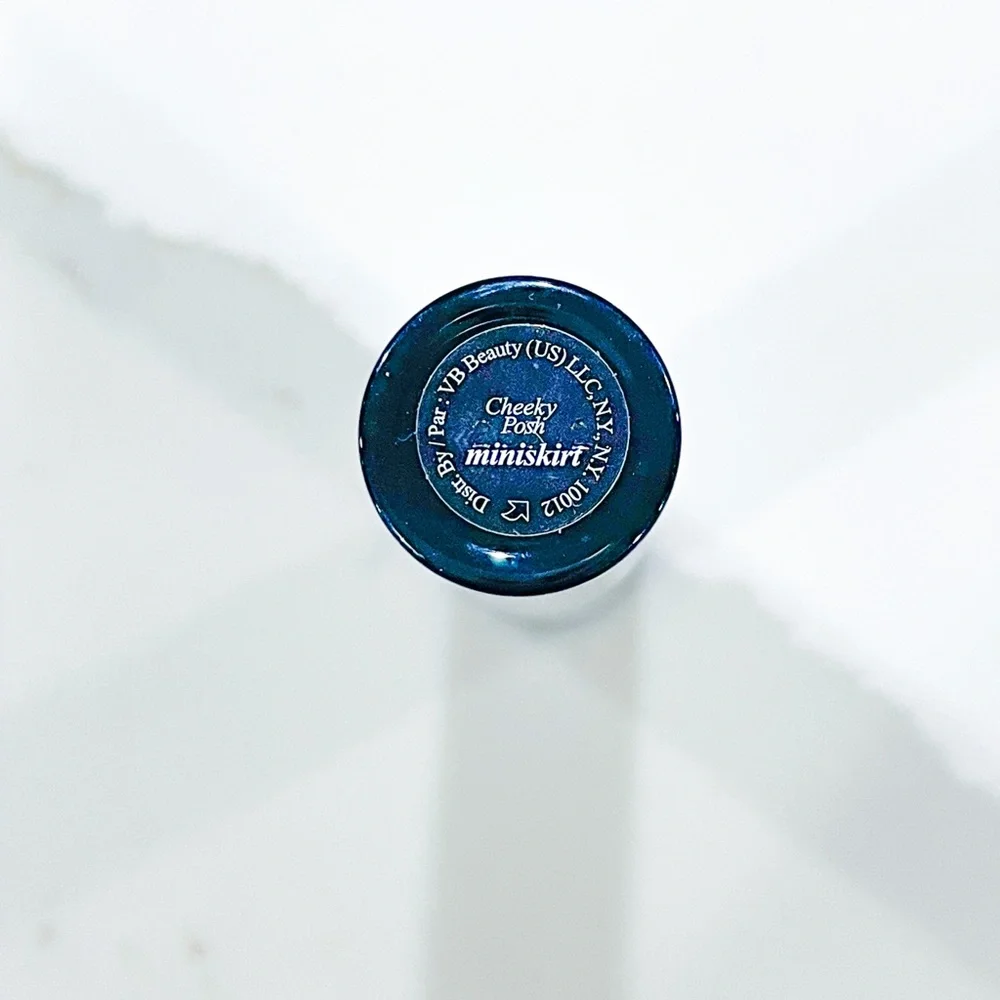 *NOT FOR SALE* Victoria Beckham Beauty Cheeky Posh - Miniskirt - Picture 2 of 4